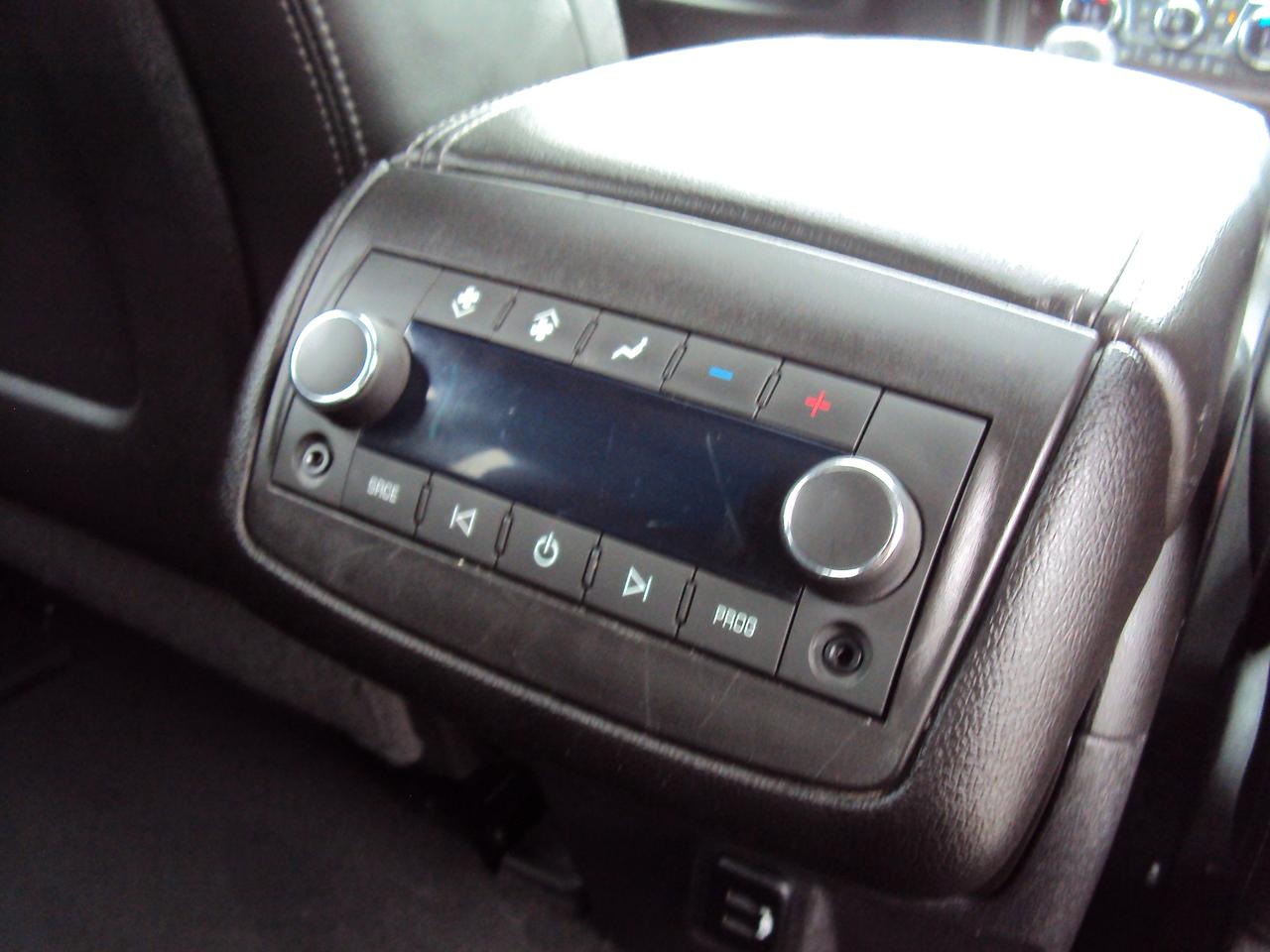 2017 Chevrolet Traverse 2LT Photo