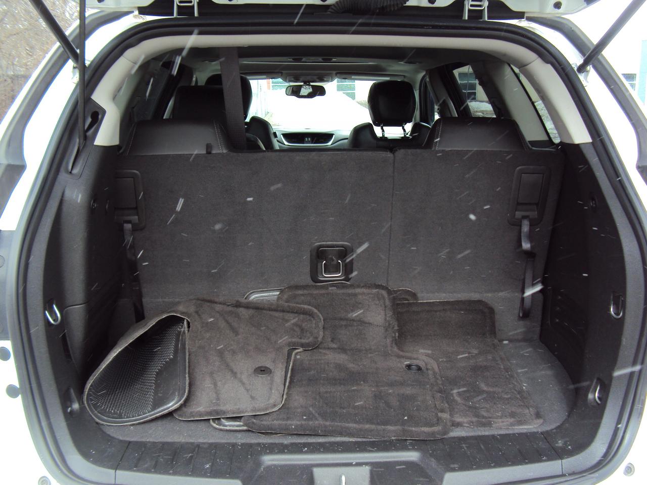 2017 Chevrolet Traverse 2LT Photo