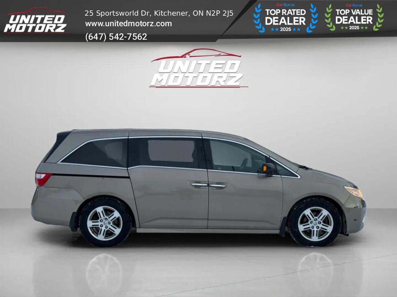 2012 Honda Odyssey Touring~V6~Beige Leather Seats~ Photo3