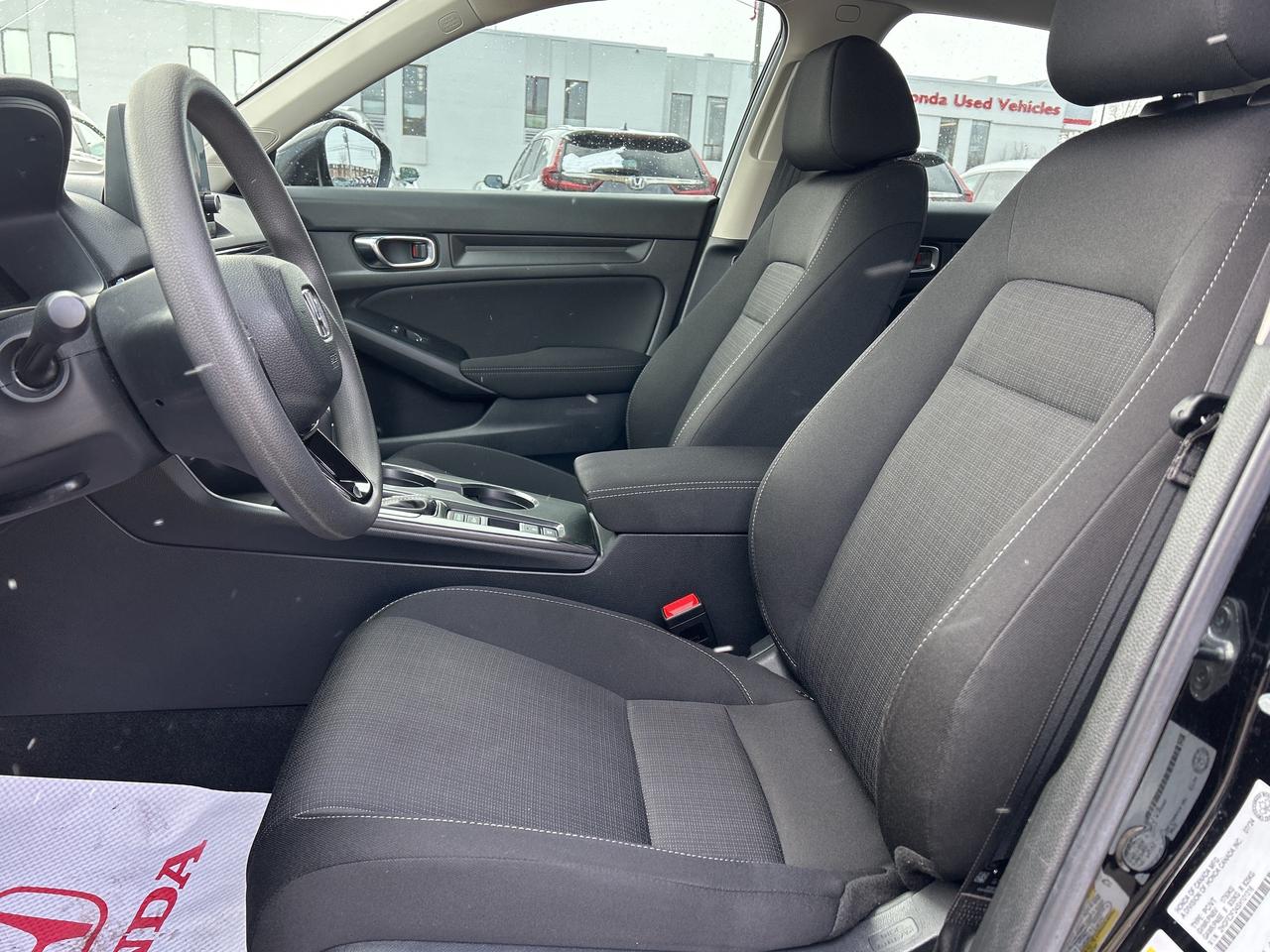 2025 Honda Civic Sedan LX CarPlay Bluetooth Rear Camera Low Kms Photo