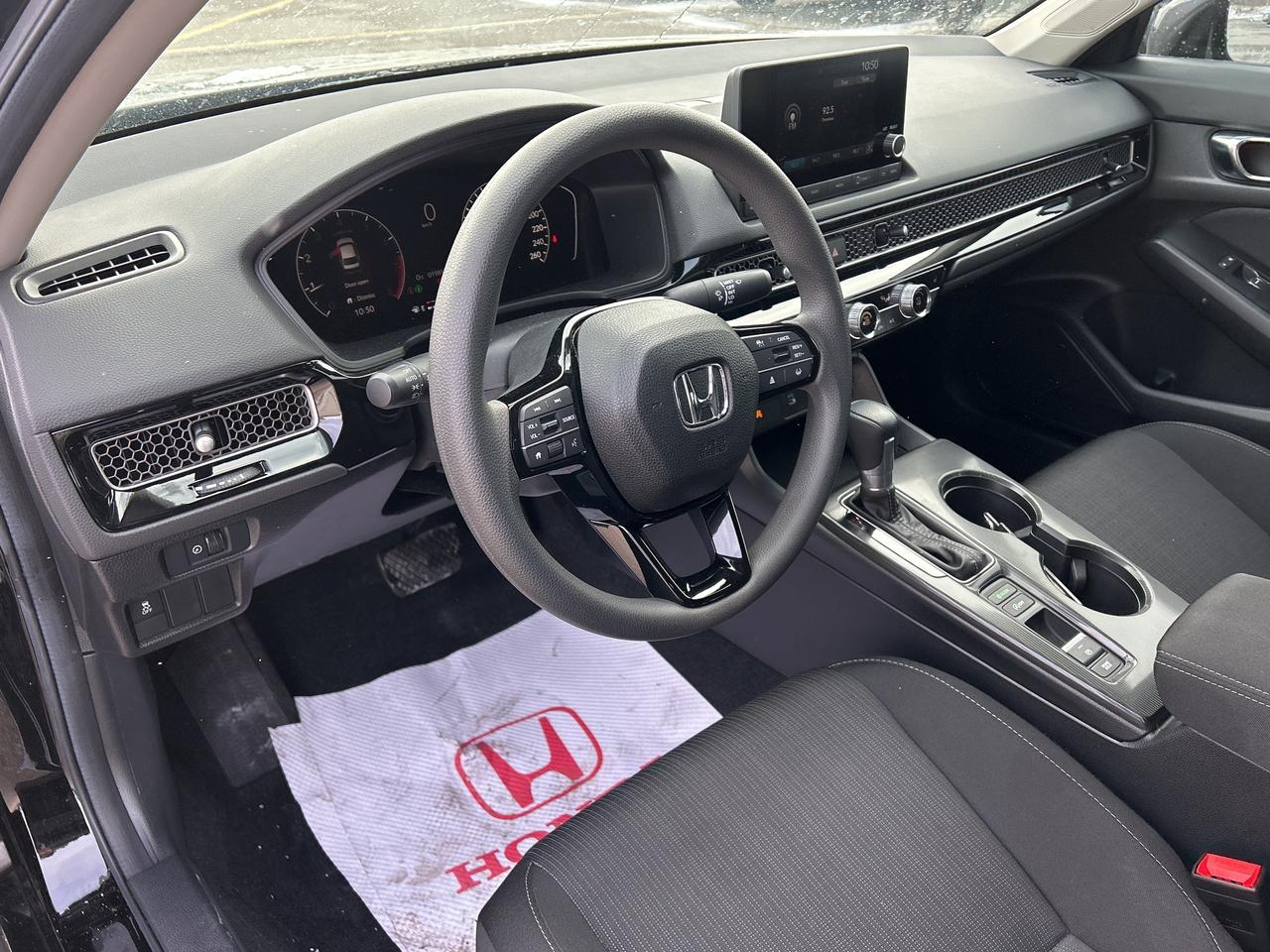 2025 Honda Civic Sedan LX CarPlay Bluetooth Rear Camera Low Kms Photo