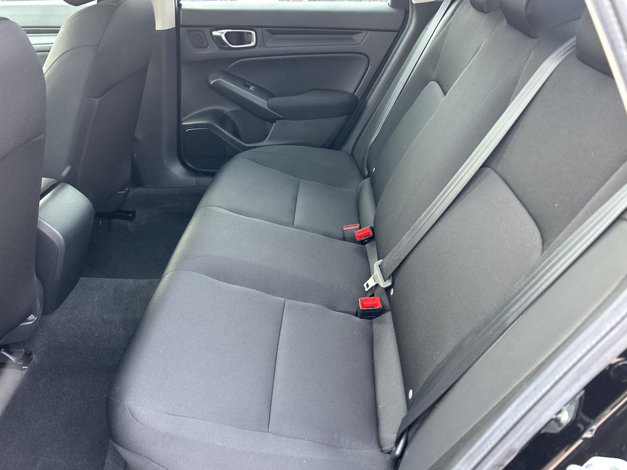 2025 Honda Civic Sedan LX CarPlay Bluetooth Rear Camera Low Kms Photo