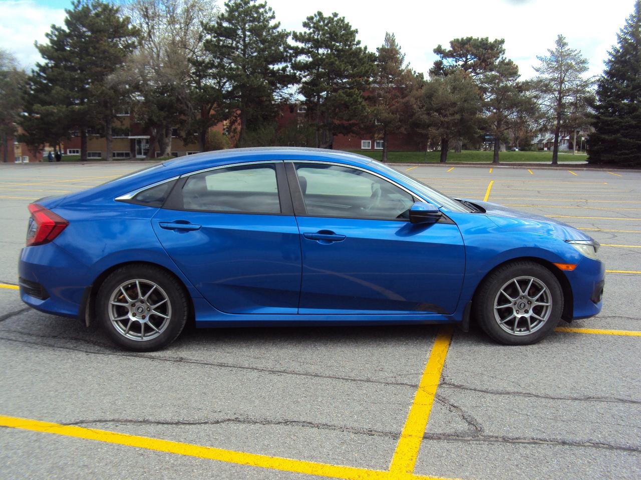 2016 Honda Civic LX Photo