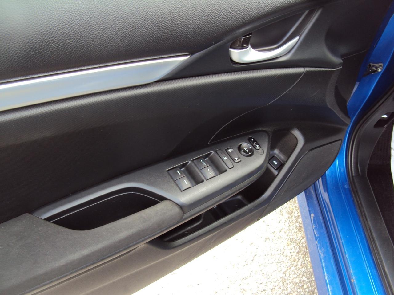 2016 Honda Civic LX Photo