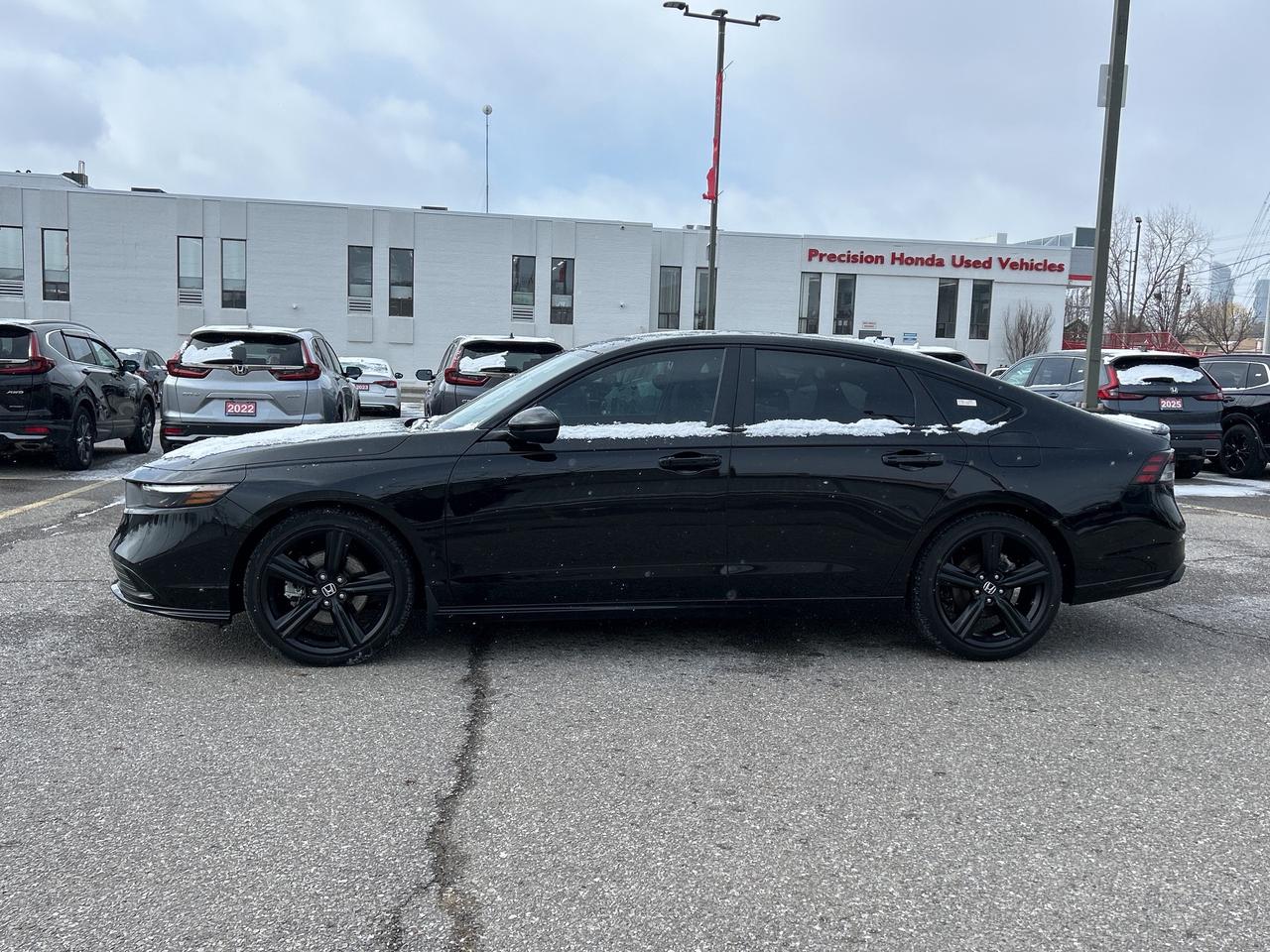 2025 Honda Accord Hybrid Sport-L Leather CarPlay Sunroof Heated Seats Photo2