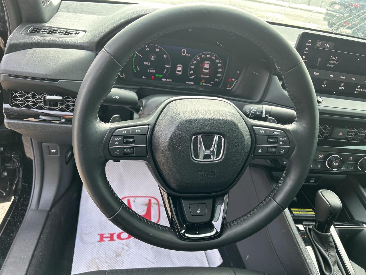 2025 Honda Accord Hybrid Sport-L Leather CarPlay Sunroof Heated Seats Photo