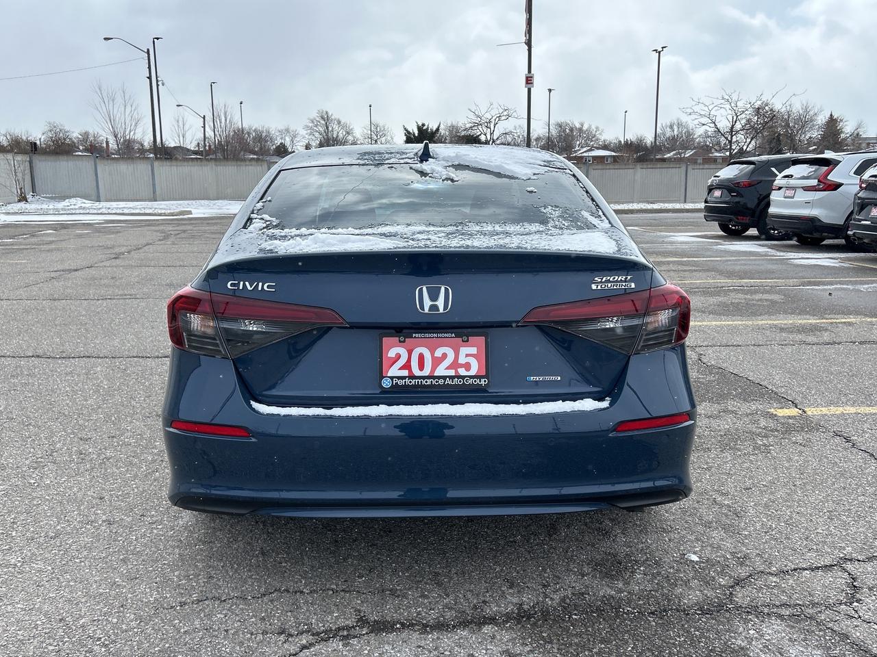 2025 Honda Civic Sedan Hybrid Sport Touring  Leather  Navi Roof Wireless Charger Photo4