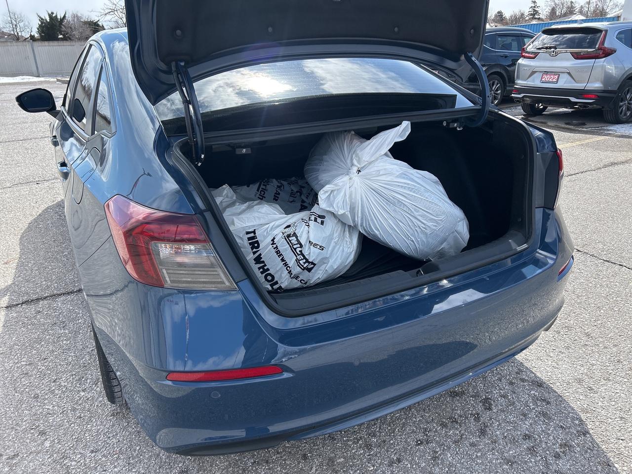 2025 Honda Civic Sedan Hybrid Sport Touring  Leather  Navi Roof Wireless Charger Photo