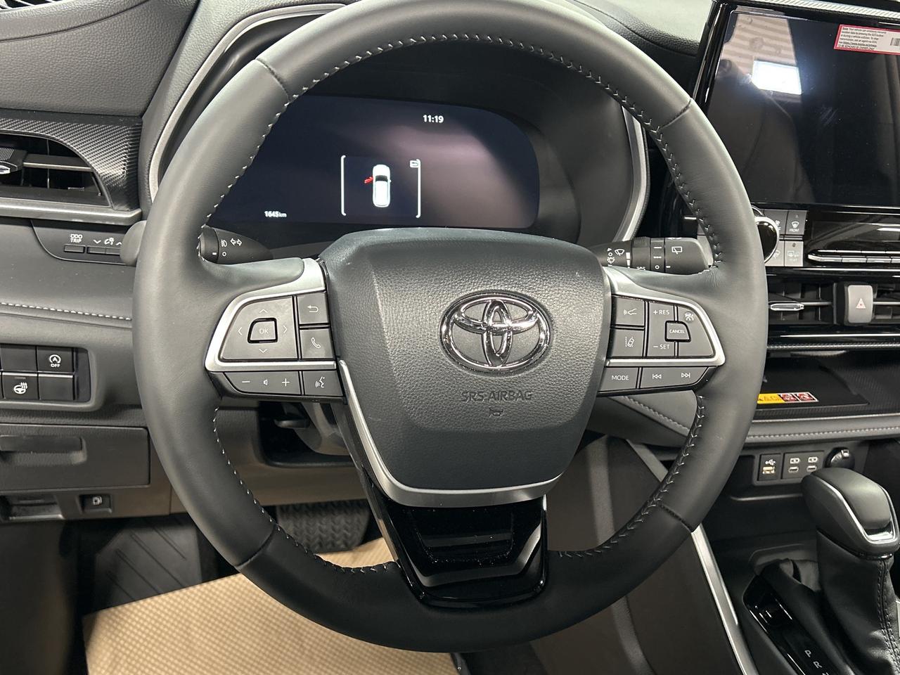 2026 Toyota Highlander XSE AWD Sunroof Heated Steering Power Liftgate Photo