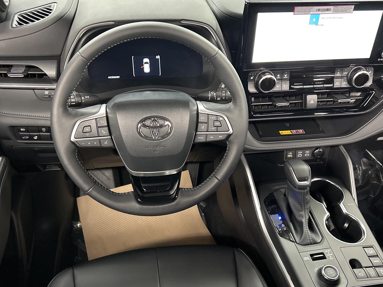 2026 Toyota Highlander XSE AWD Sunroof Heated Steering Power Liftgate Photo