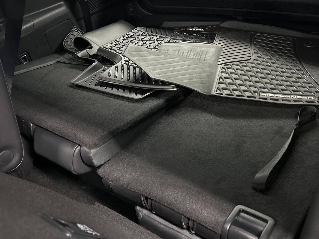 2026 Toyota Highlander XSE AWD Sunroof Heated Steering Power Liftgate Photo