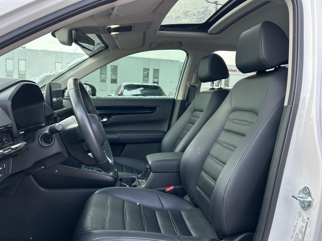 2024 Honda CR-V EX-L  Leather  Sunroof CarPlay Rear Camera Photo