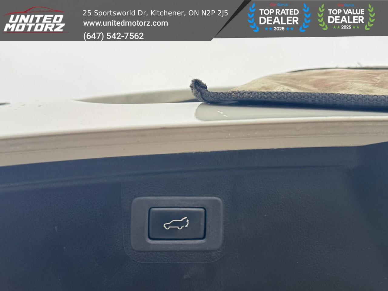 2015 Subaru Outback w/Limited Pkg. 3.6R~SAFETY CERTIFIED~32 Service Re Photo