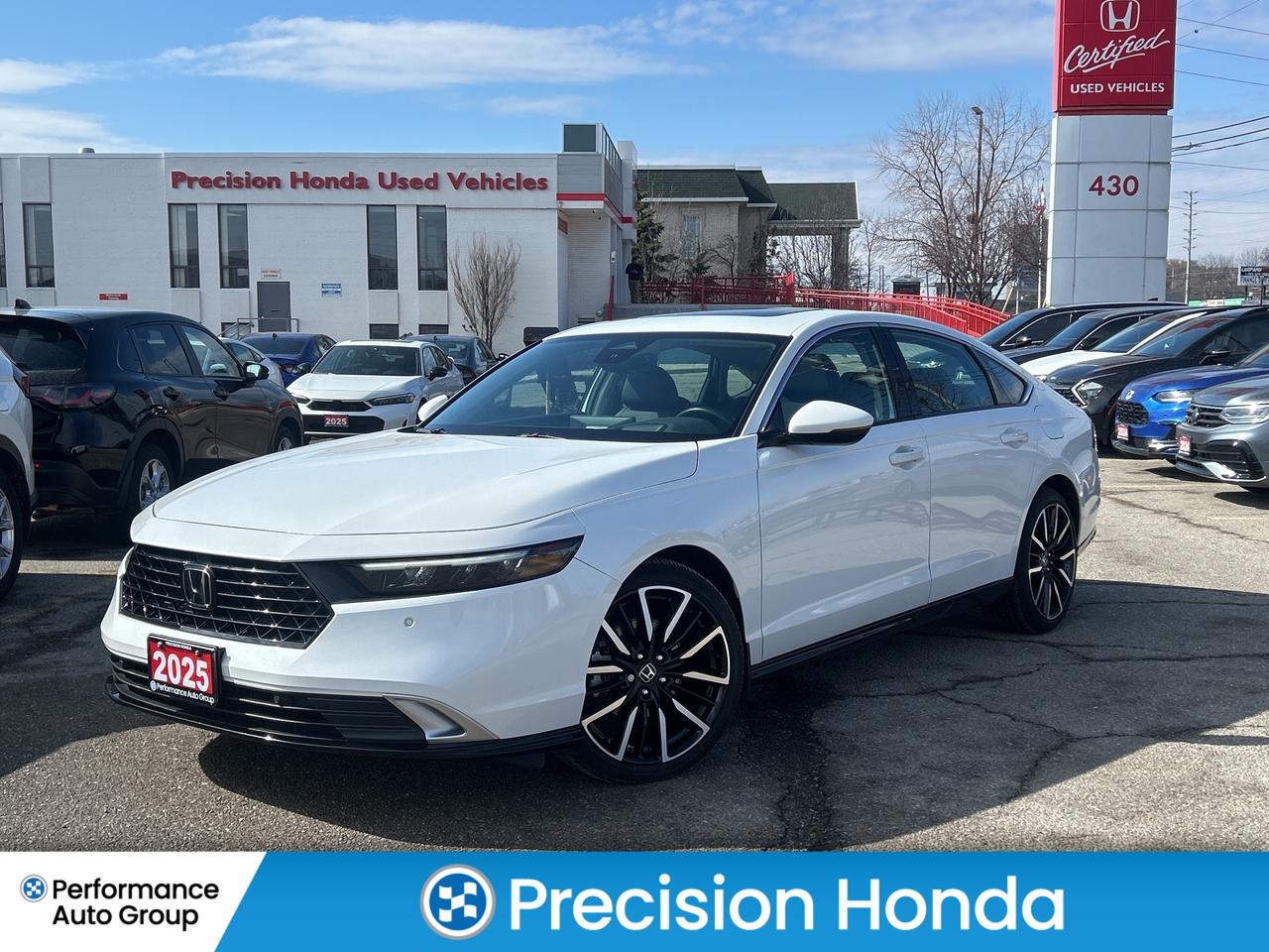 2025 Honda Accord Hybrid Touring eCVT Photo