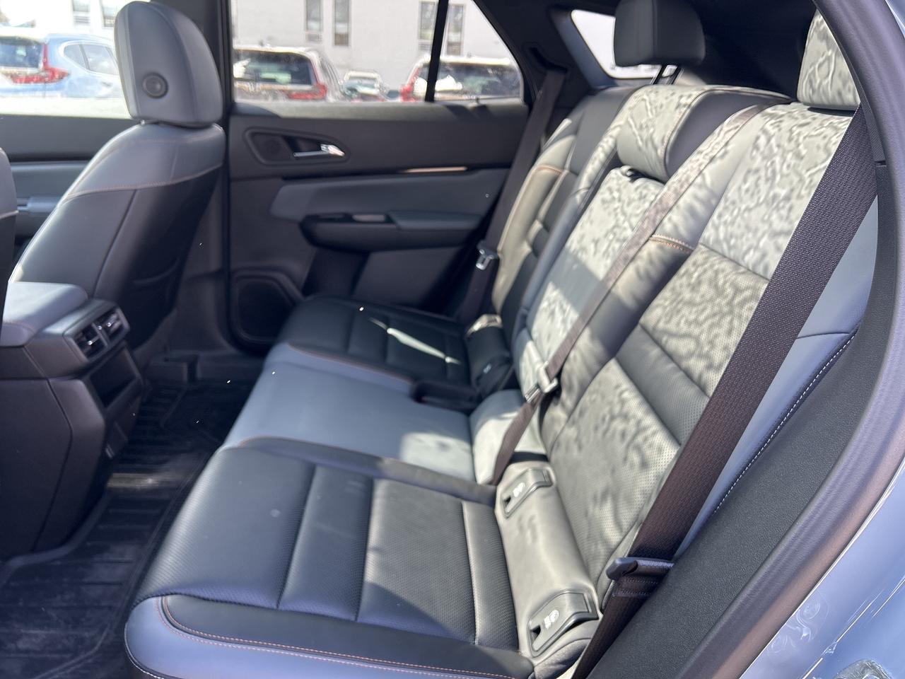 2025 Honda Prologue Touring Pano Roof Wireless  0.99% Financing O.A.C* Photo