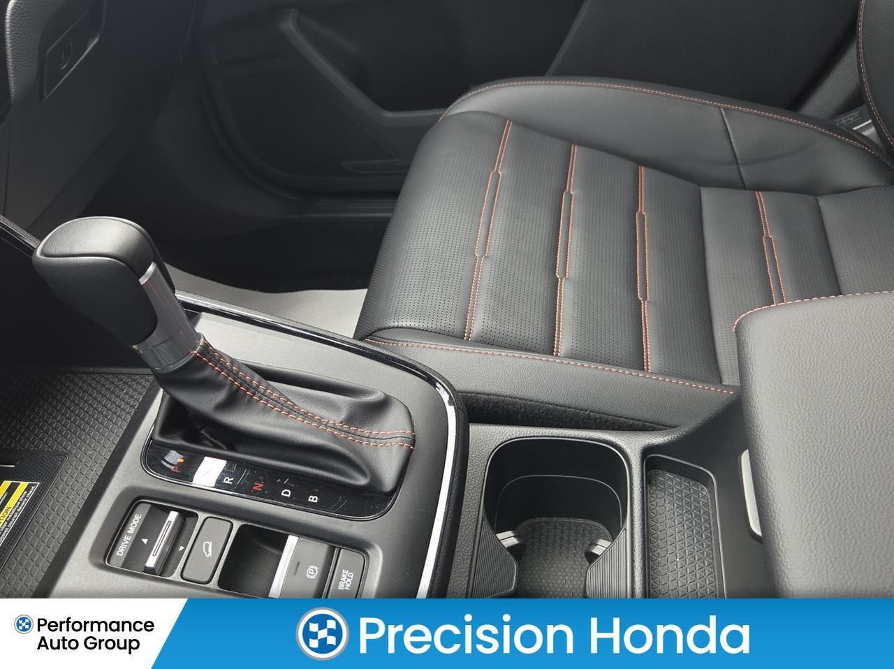 2025 Honda CR-V Hybrid Touring HYBRID Navi Leather Roof Wireless Charging Photo