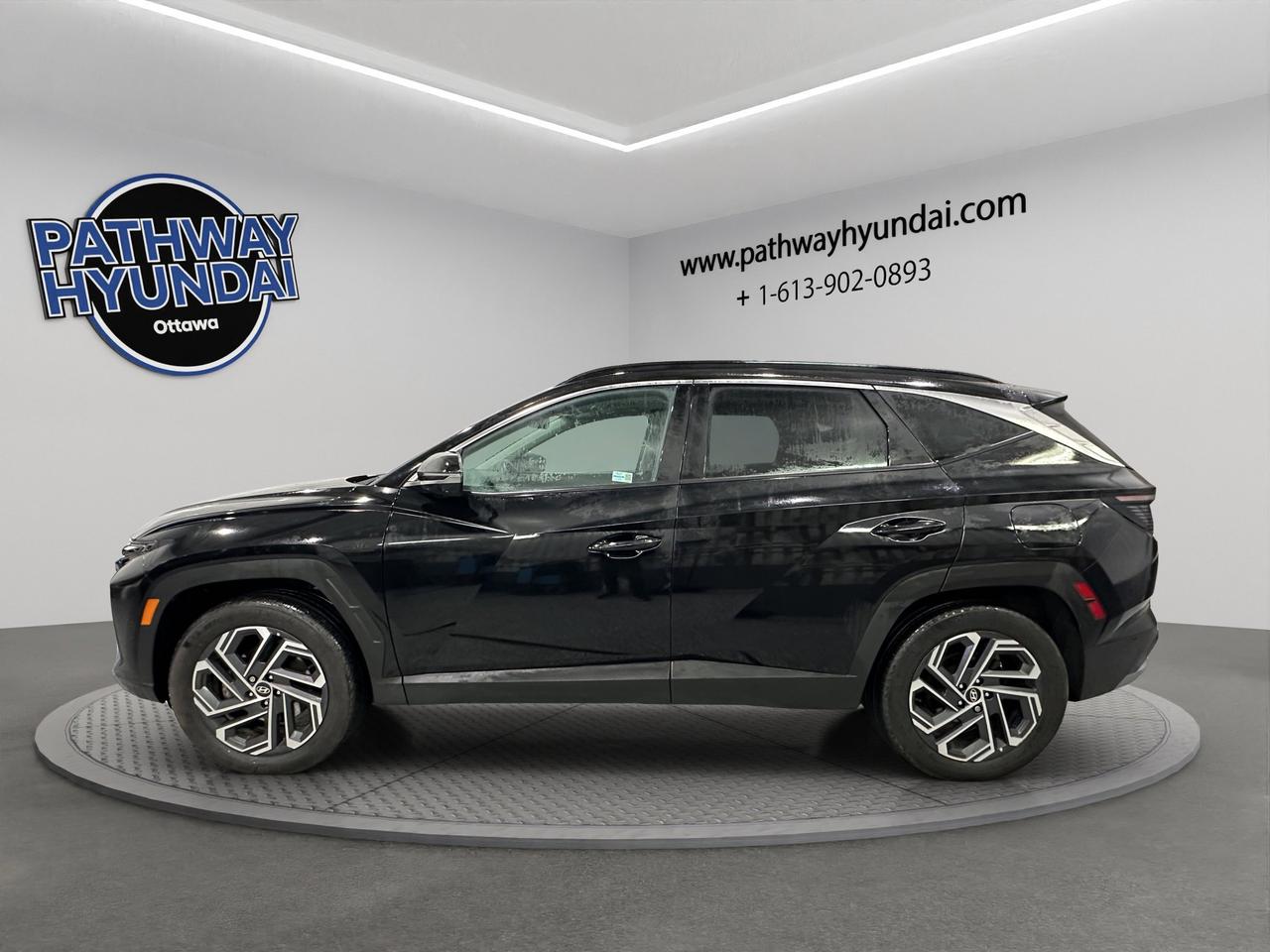 2025 Hyundai Tucson Hybrid Ultimate | Reverse Cam | Sunroof Photo