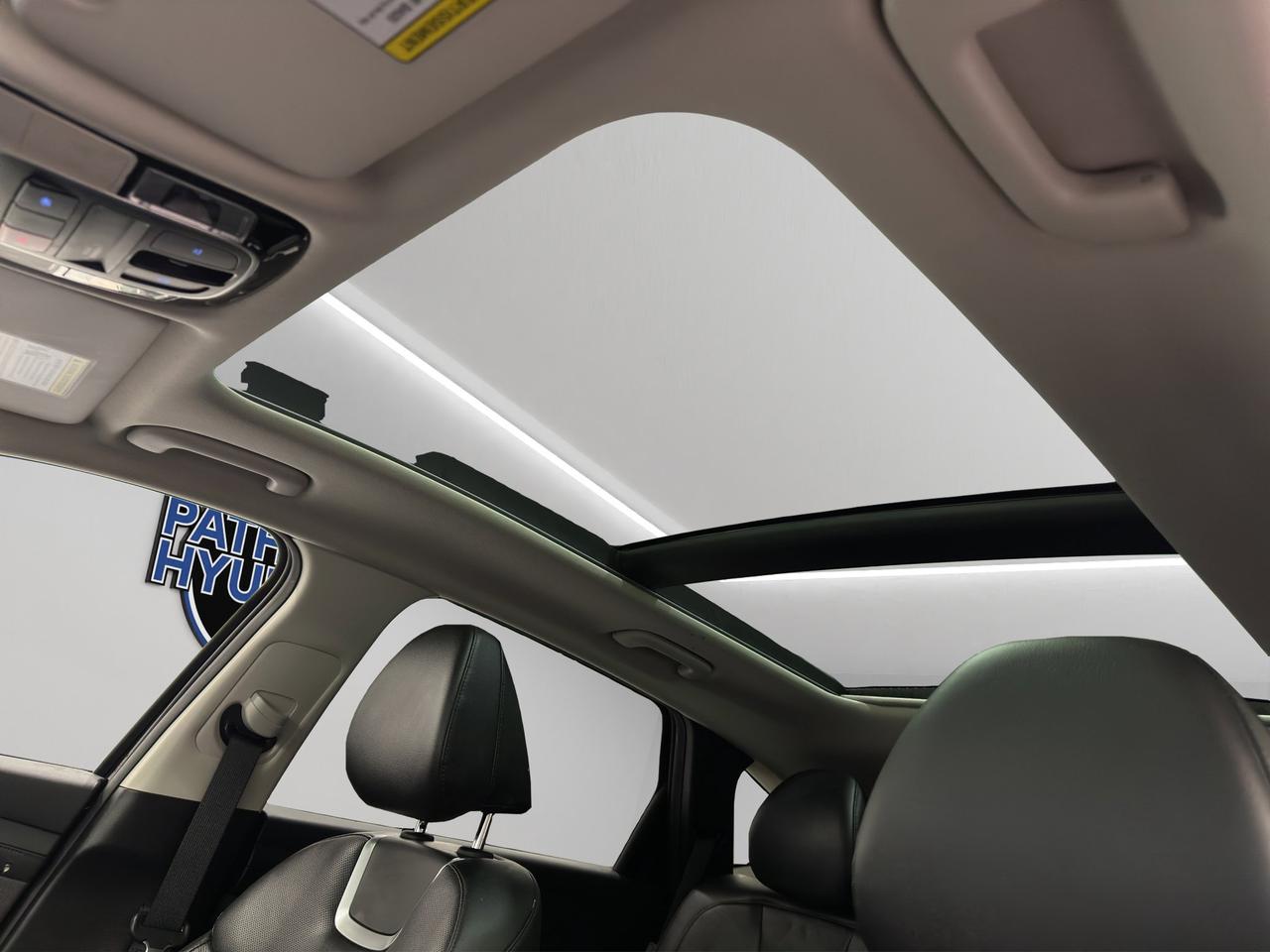 2025 Hyundai Tucson Hybrid Ultimate | Reverse Cam | Sunroof Photo