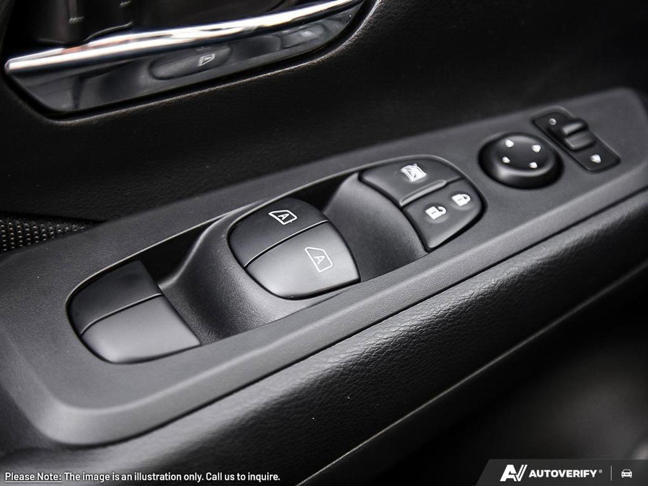 2025 Nissan Kicks Play SV Photo