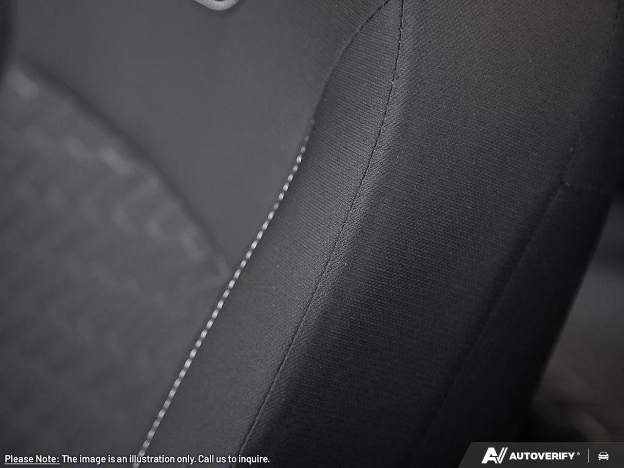 2025 Nissan Kicks Play SV Photo