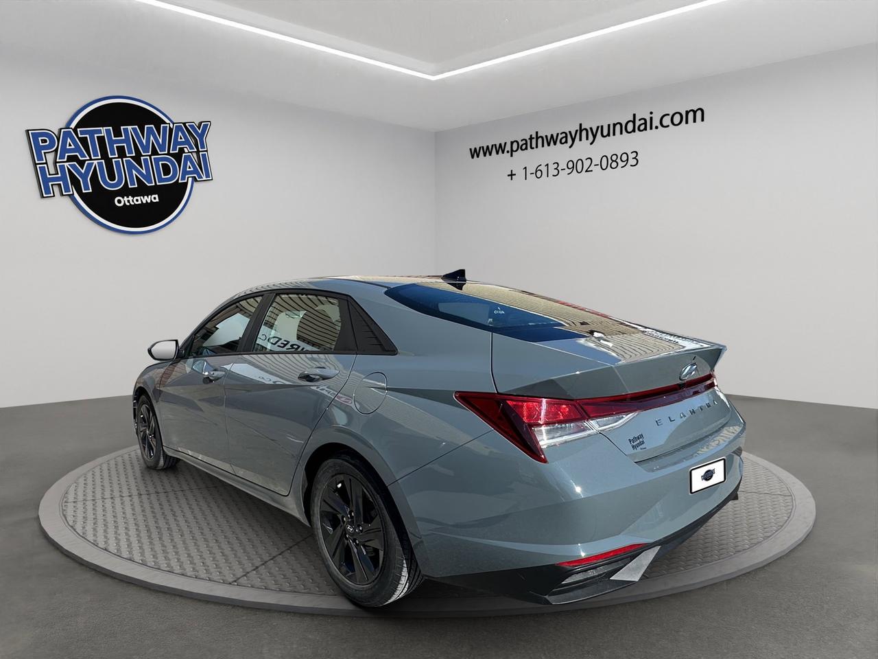 2022 Hyundai Elantra Preferred Photo