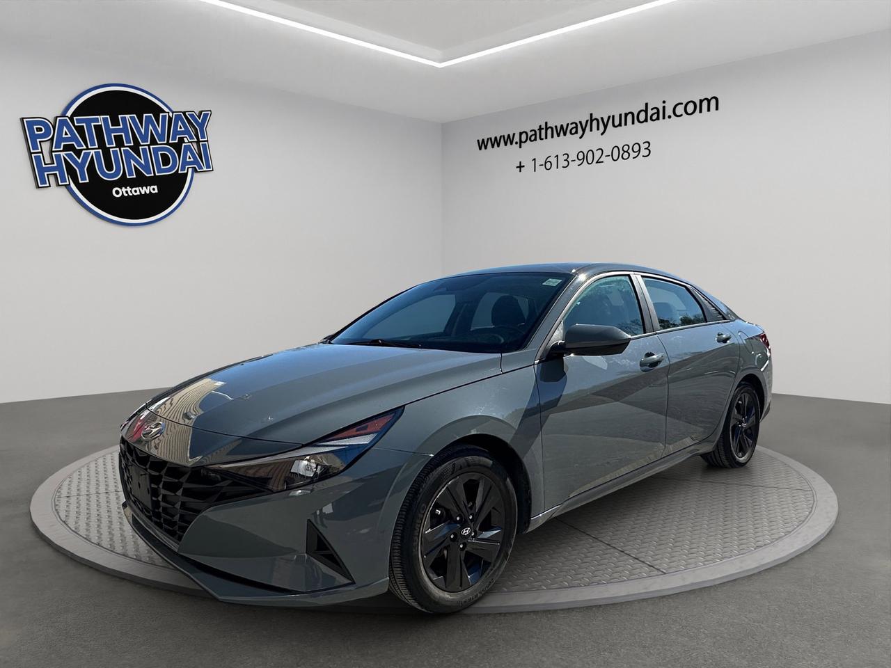 2022 Hyundai Elantra Preferred Photo
