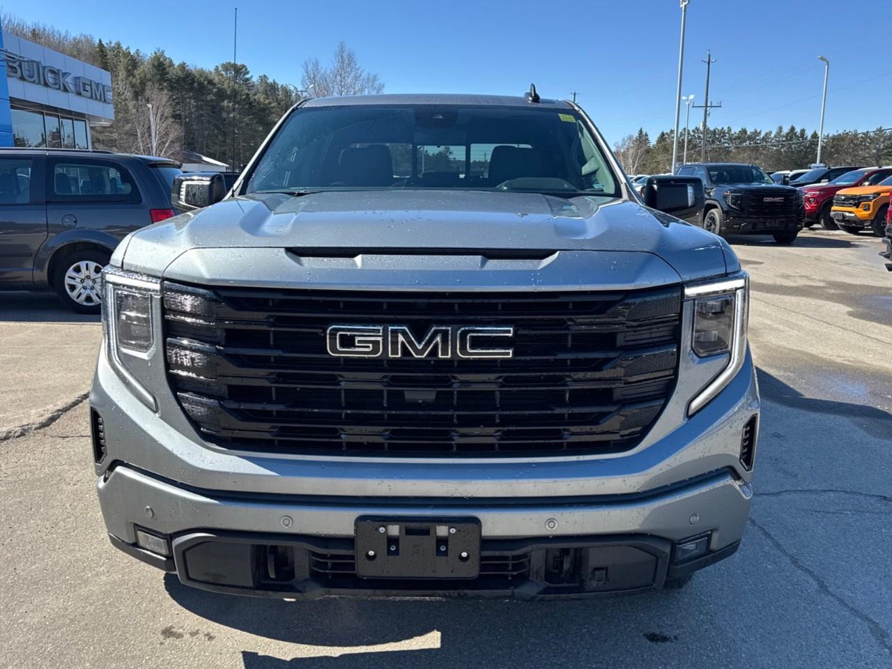 2026 GMC Sierra 1500 Crew Cab Short Box 4-Wheel Drive Elevation Photo