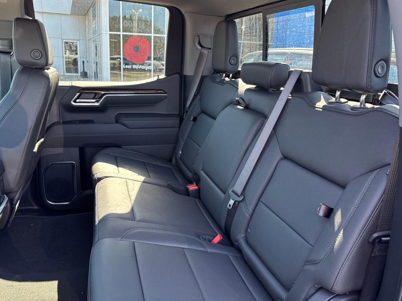 2026 GMC Sierra 1500 Crew Cab Short Box 4-Wheel Drive Elevation Photo
