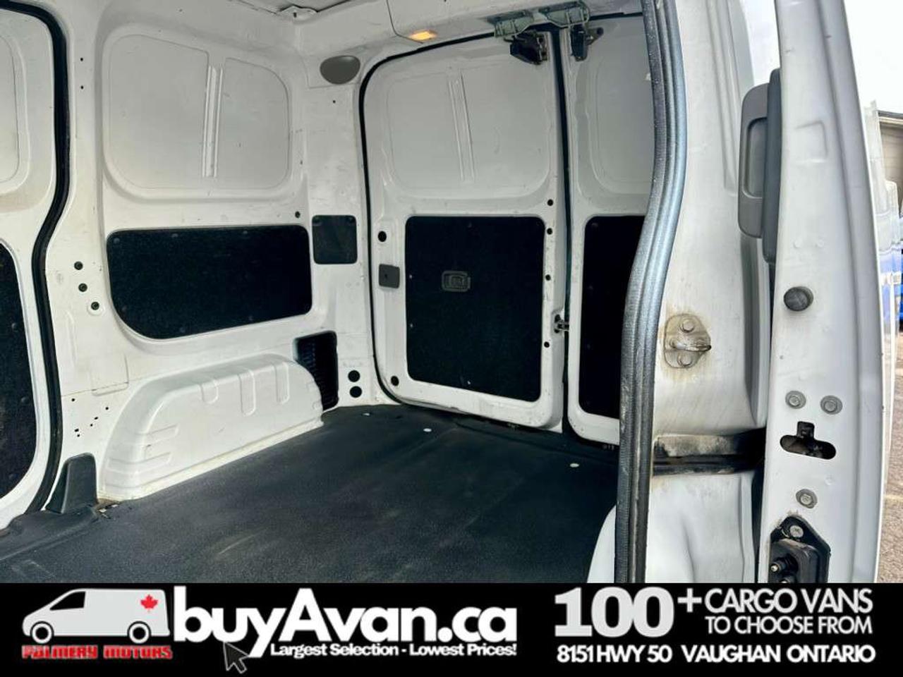 2019 Nissan NV200 SV + Divider Shelves Racks Photo