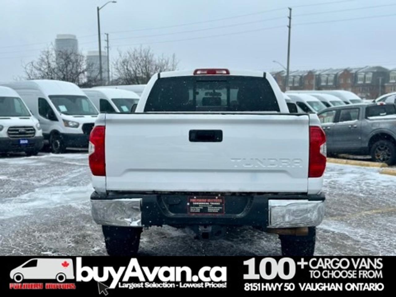 2015 Toyota Vans Tundra SR5 Crew Cab 4x4 Photo