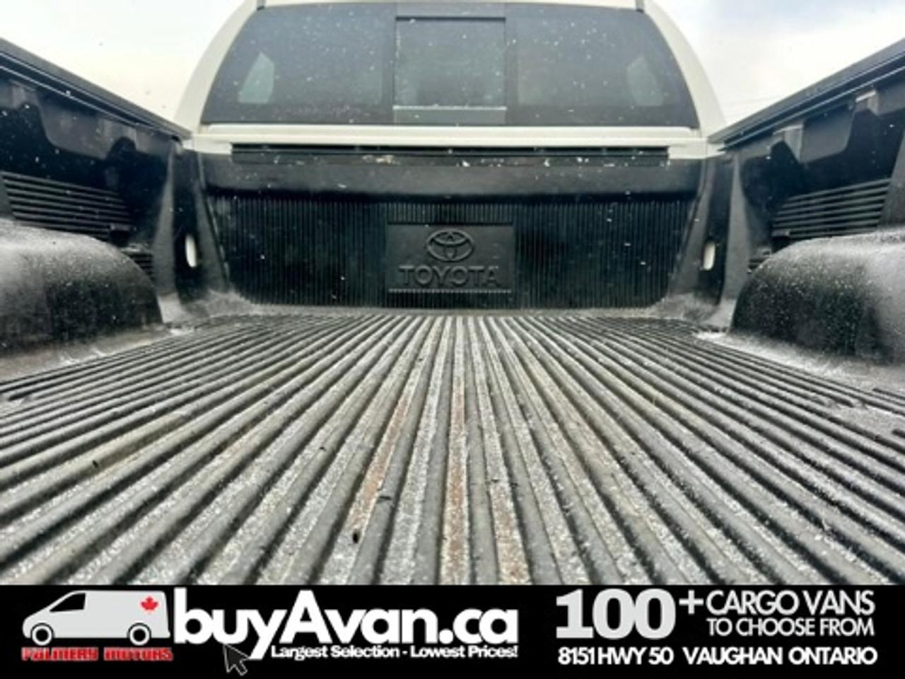 2015 Toyota Vans Tundra SR5 Crew Cab 4x4 Photo