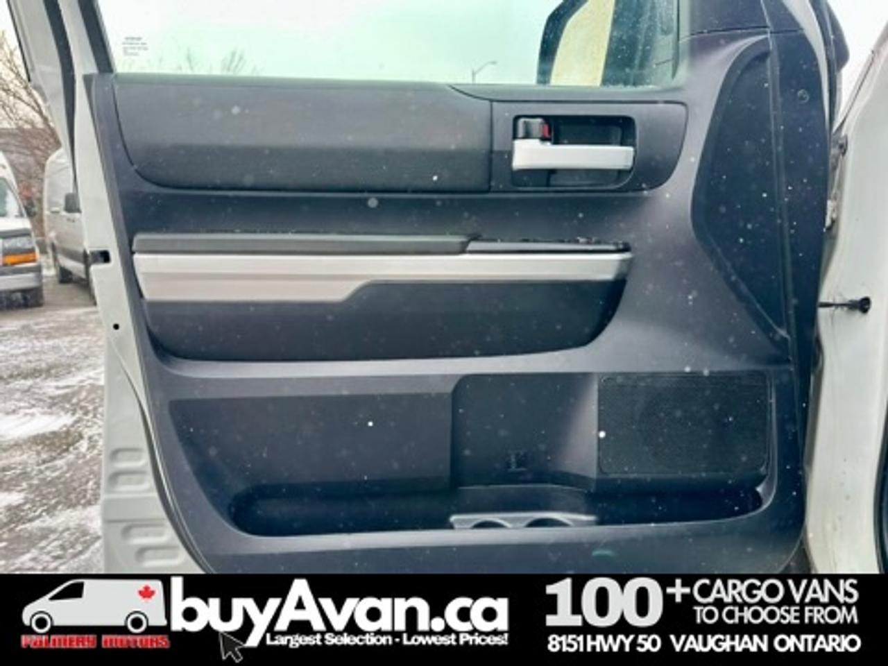 2015 Toyota Vans Tundra SR5 Crew Cab 4x4 Photo