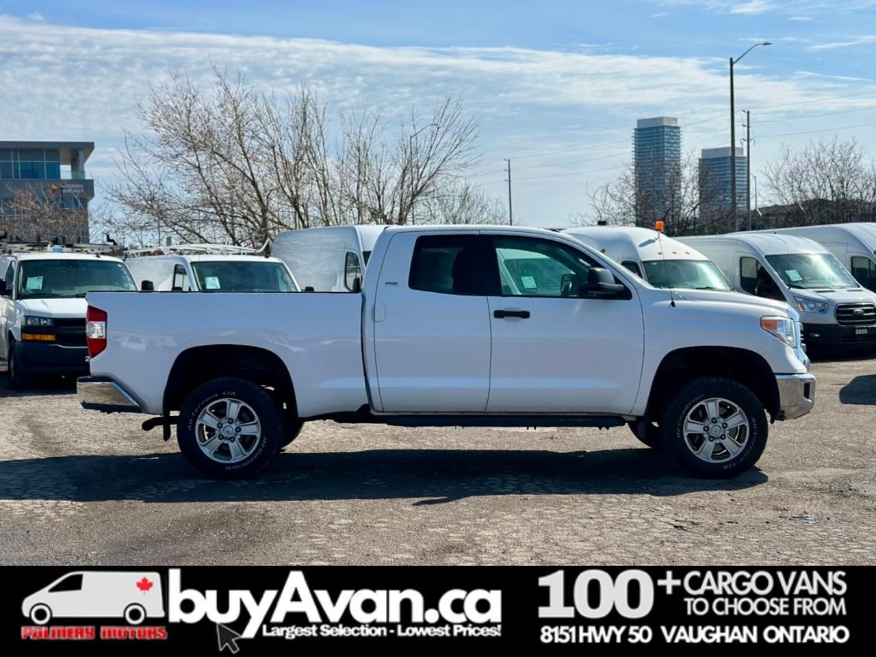 2015 Toyota Vans Tundra SR5 Crew Cab 4x4 Photo