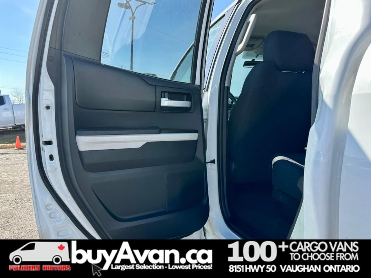 2015 Toyota Vans Tundra SR5 Crew Cab 4x4 Photo