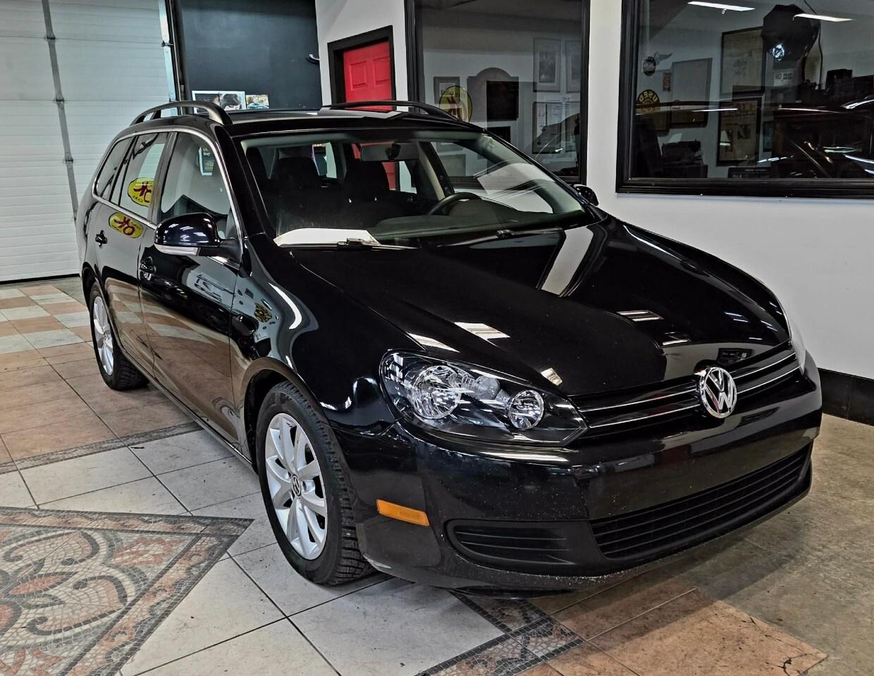 2013 Volkswagen Golf Wagon 4dr Auto Comfortline One Owner/Bluetooth/Heated Se Photo