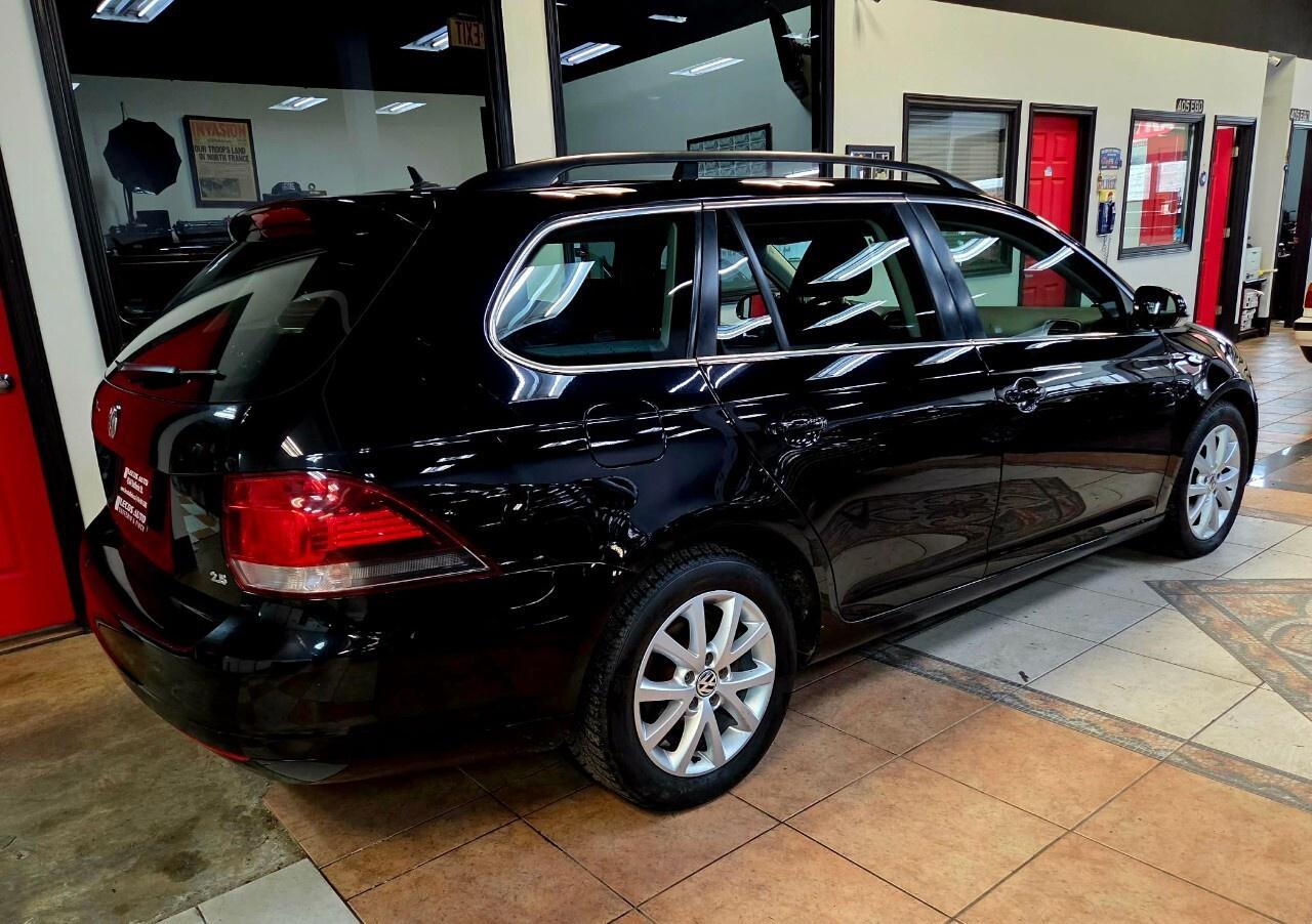 2013 Volkswagen Golf Wagon 4dr Auto Comfortline One Owner/Bluetooth/Heated Se Photo