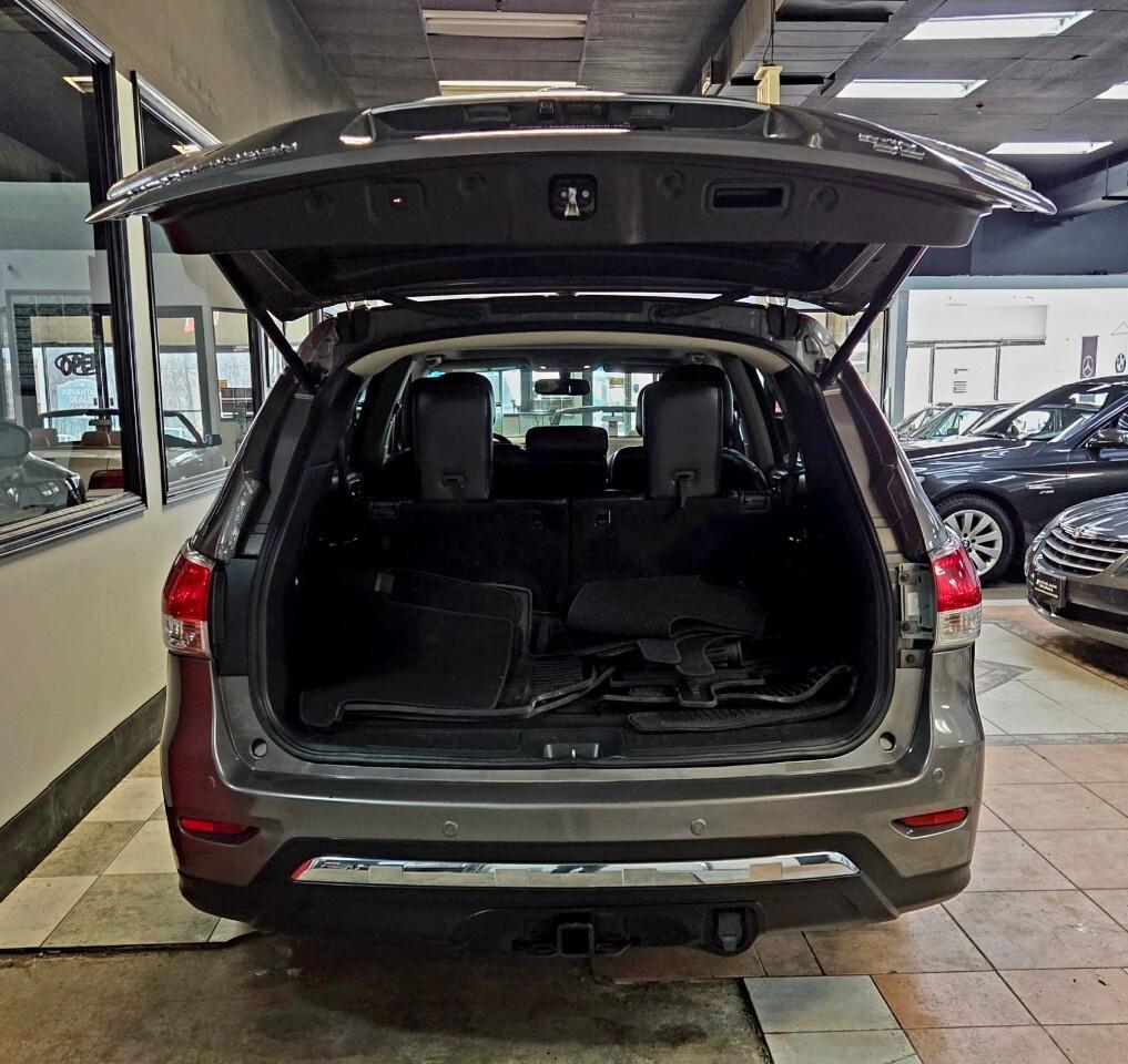 2013 Nissan Pathfinder 4WD 4dr SL Clean CarFax/Full Sunroof/Leather Loade Photo