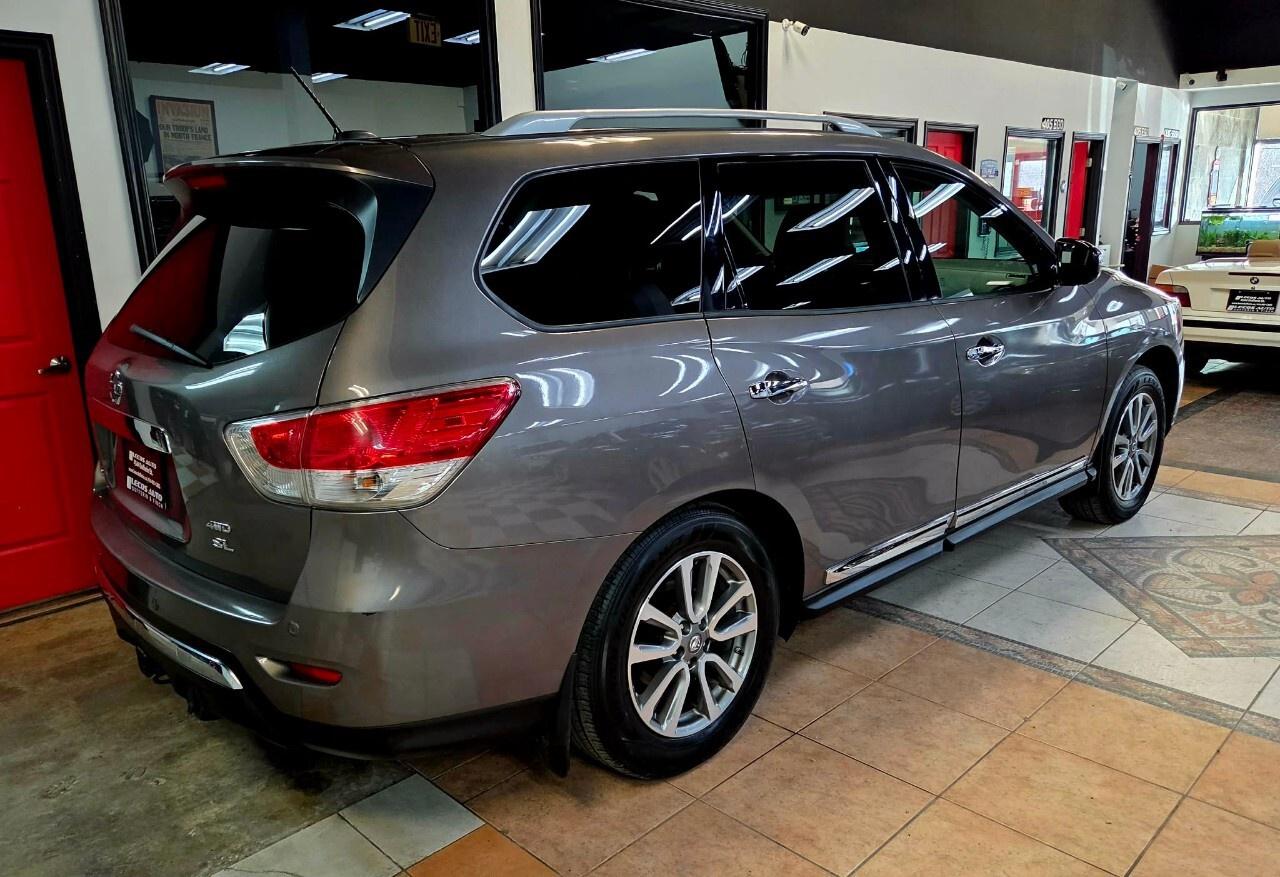 2013 Nissan Pathfinder 4WD 4dr SL Clean CarFax/Full Sunroof/Leather Loade Photo