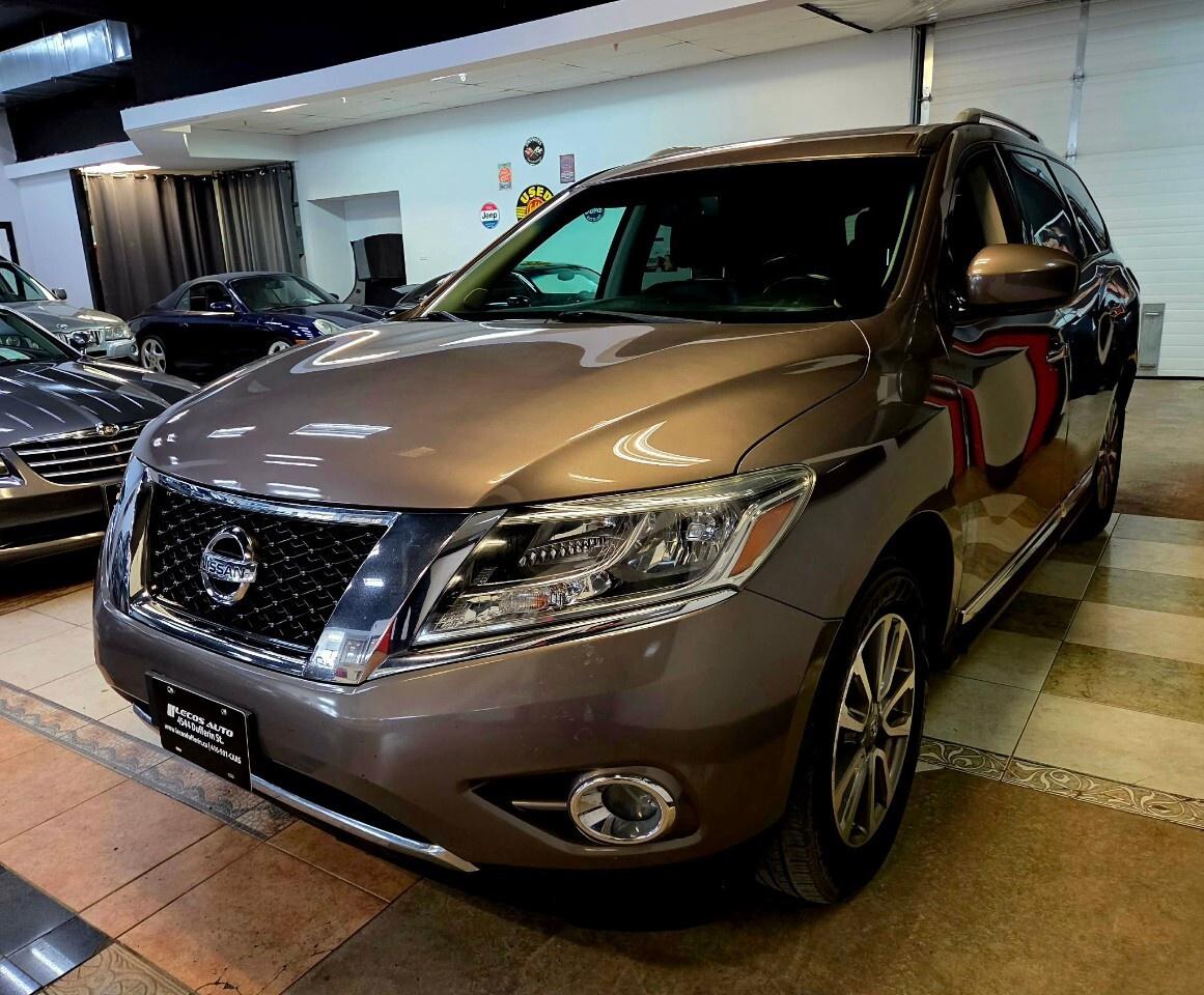 2013 Nissan Pathfinder 4WD 4dr SL Clean CarFax/Full Sunroof/Leather Loade Photo