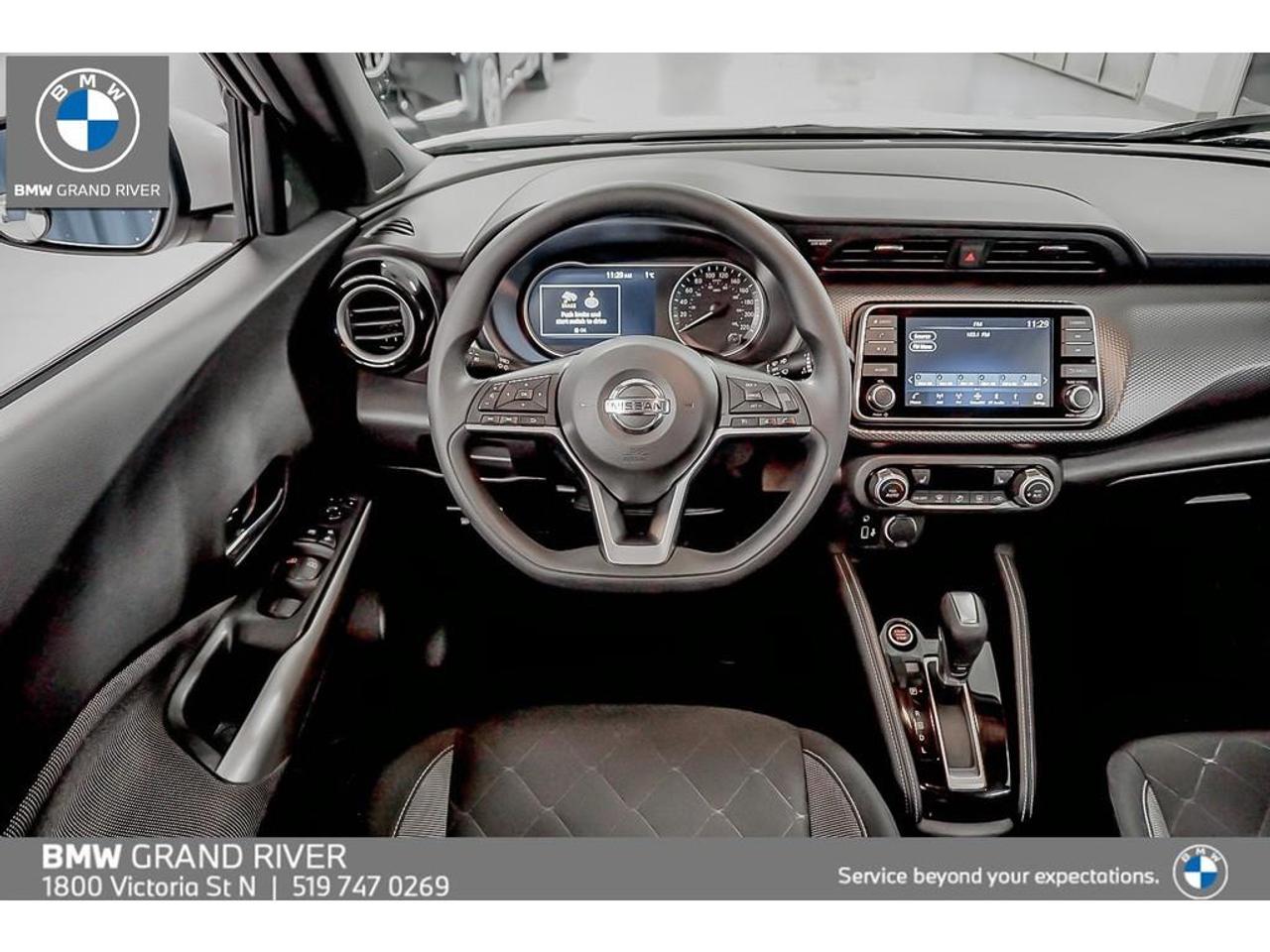 2020 Nissan Kicks SV (CVT) 4dr Front-Wheel Drive Photo