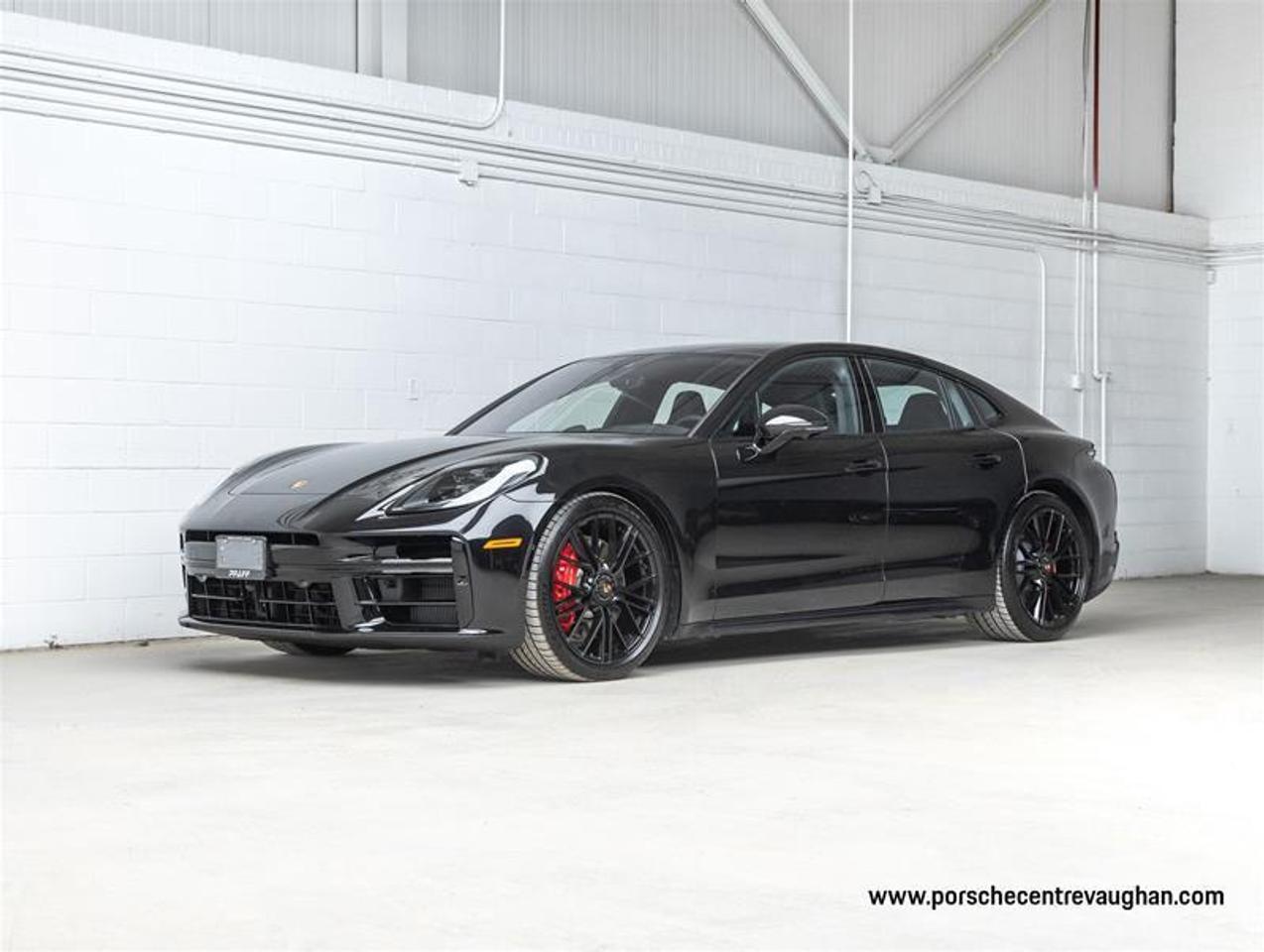 2026 Porsche Panamera  Photo