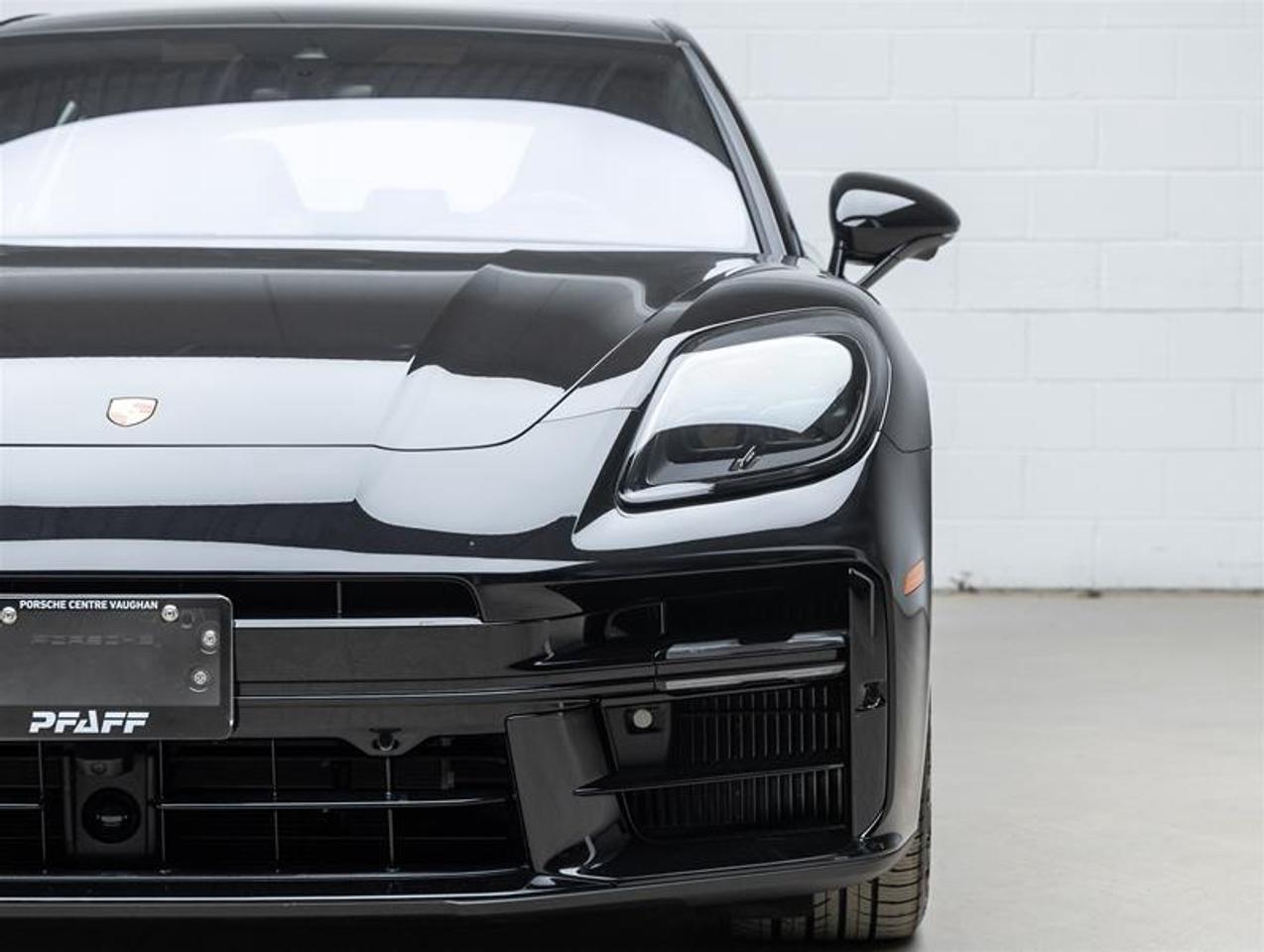 2026 Porsche Panamera  Photo3