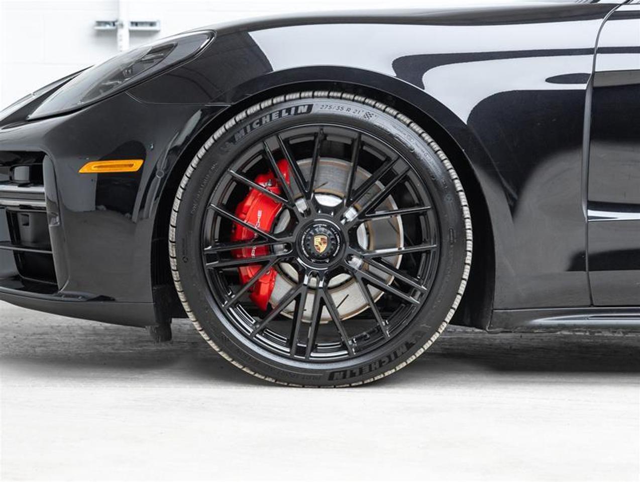 2026 Porsche Panamera  Photo