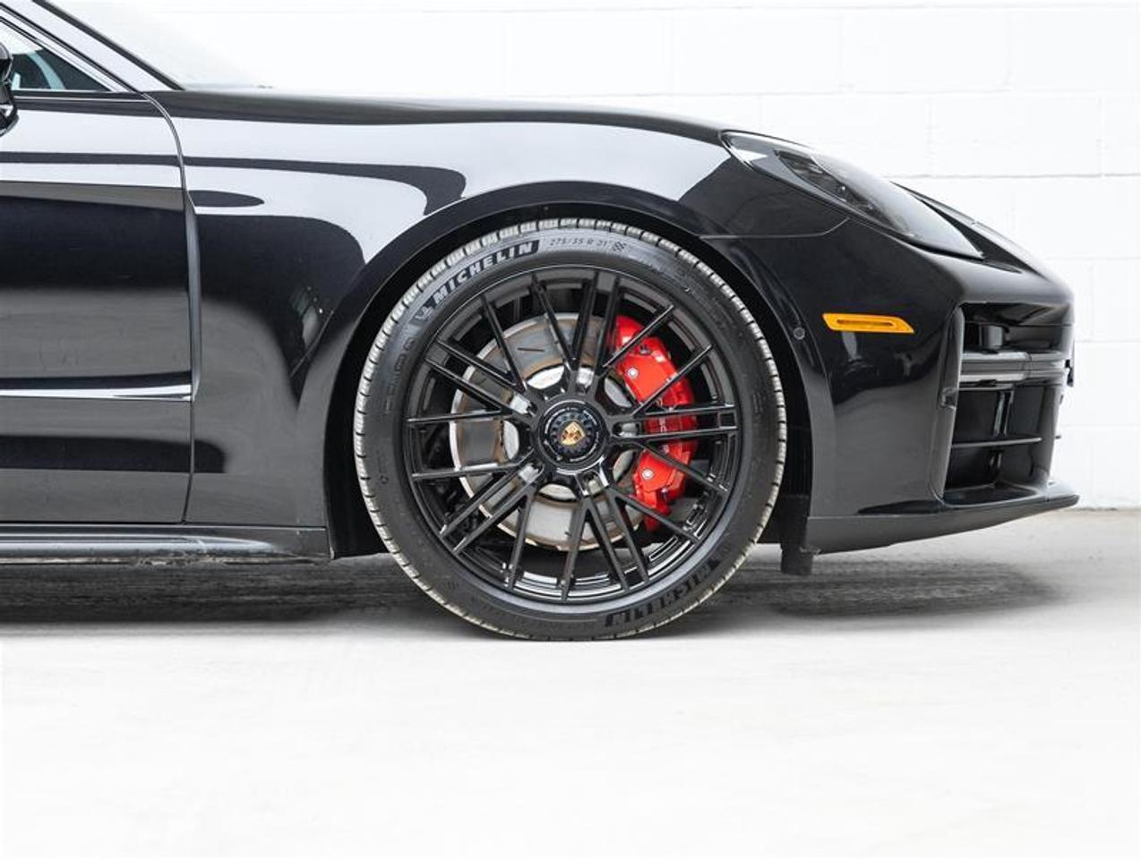 2026 Porsche Panamera  Photo