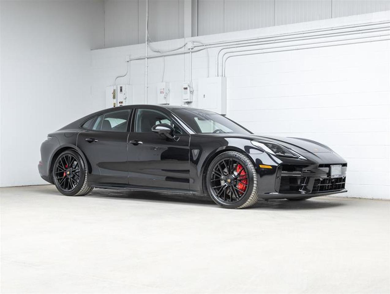 2026 Porsche Panamera  Photo