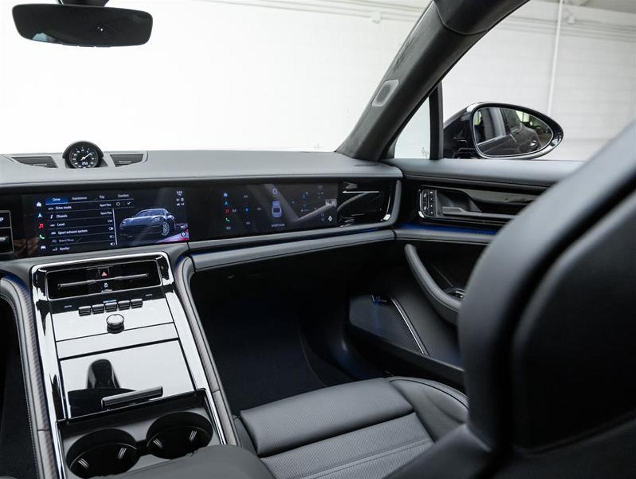 2026 Porsche Panamera  Photo