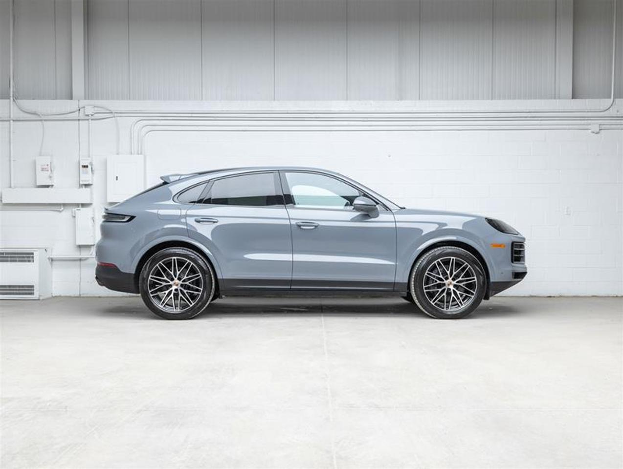 2026 Porsche Cayenne  Photo