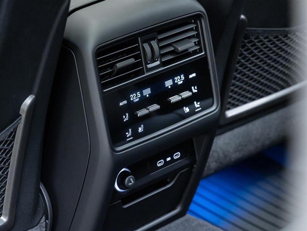 2026 Porsche Cayenne  Photo