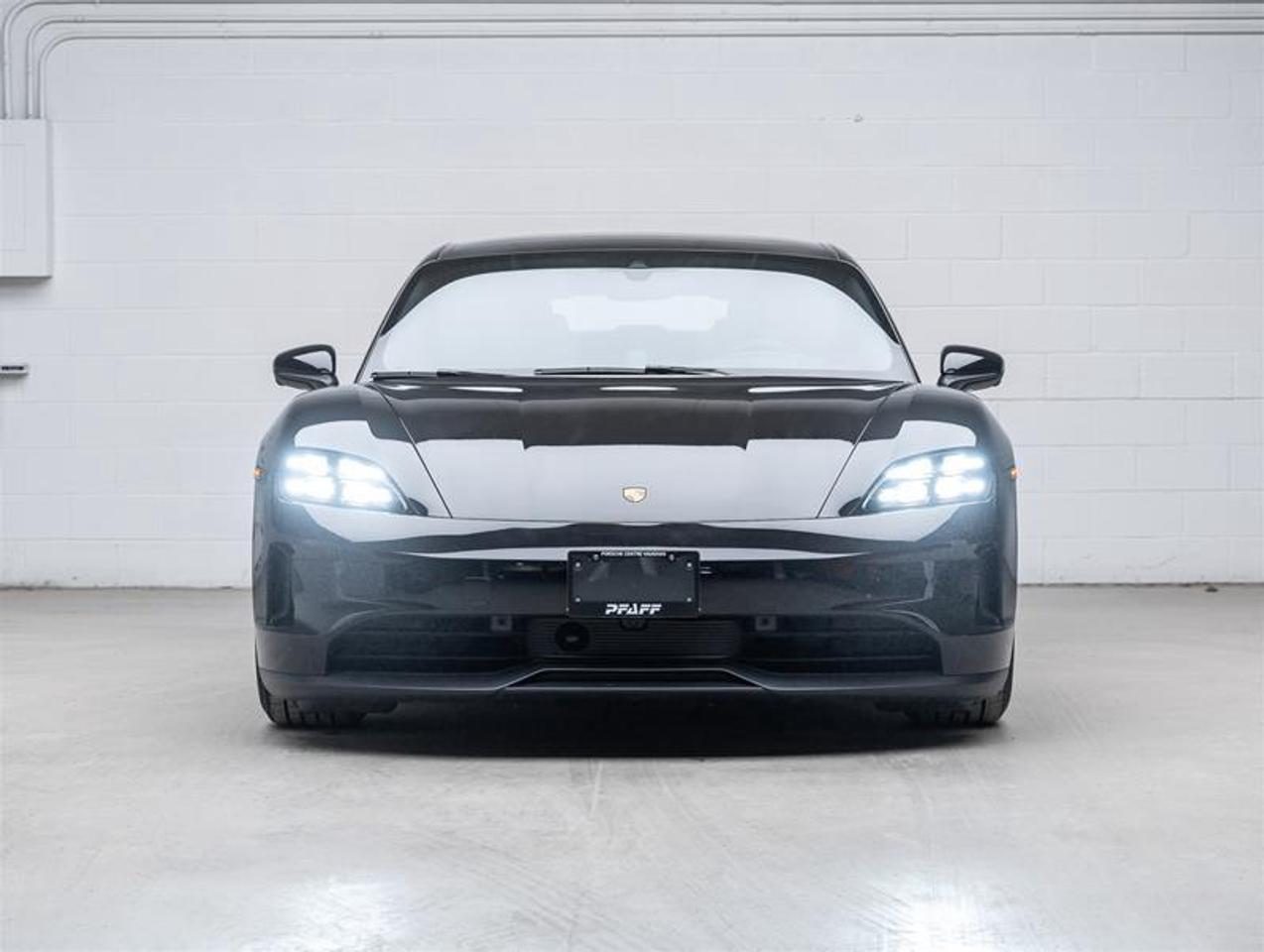 2025 Porsche Taycan  Photo
