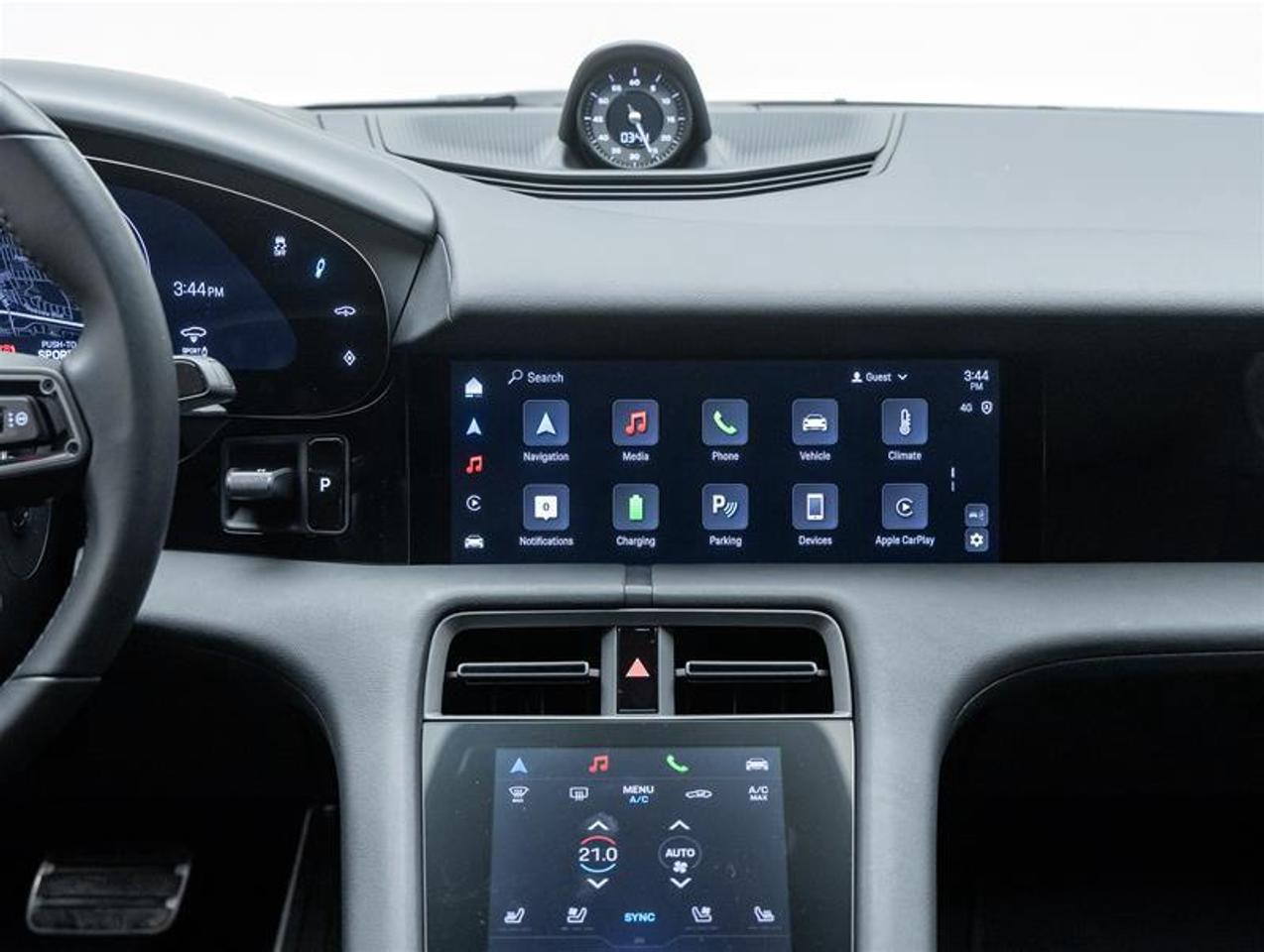 2025 Porsche Taycan  Photo